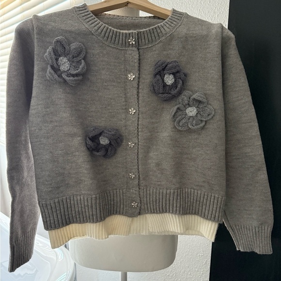 Gray Floral Women's Sweater - Picture 2 of 2